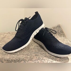 Men's Navy Knit Sneakers
